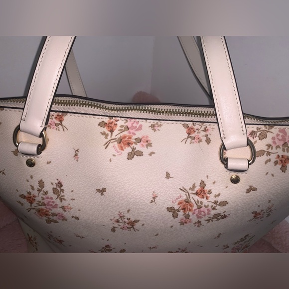 COACH Floral Print With Picture Frame Bag Charm - Picture 6 of 12